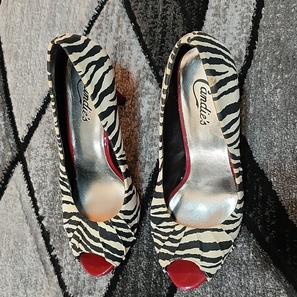 CANDIES CANVAS ZEBRA PRINT PEEP-TOE RED 4" HEEL PUMP STILETTO SHOE SIZE 8 - Picture 4 of 11
